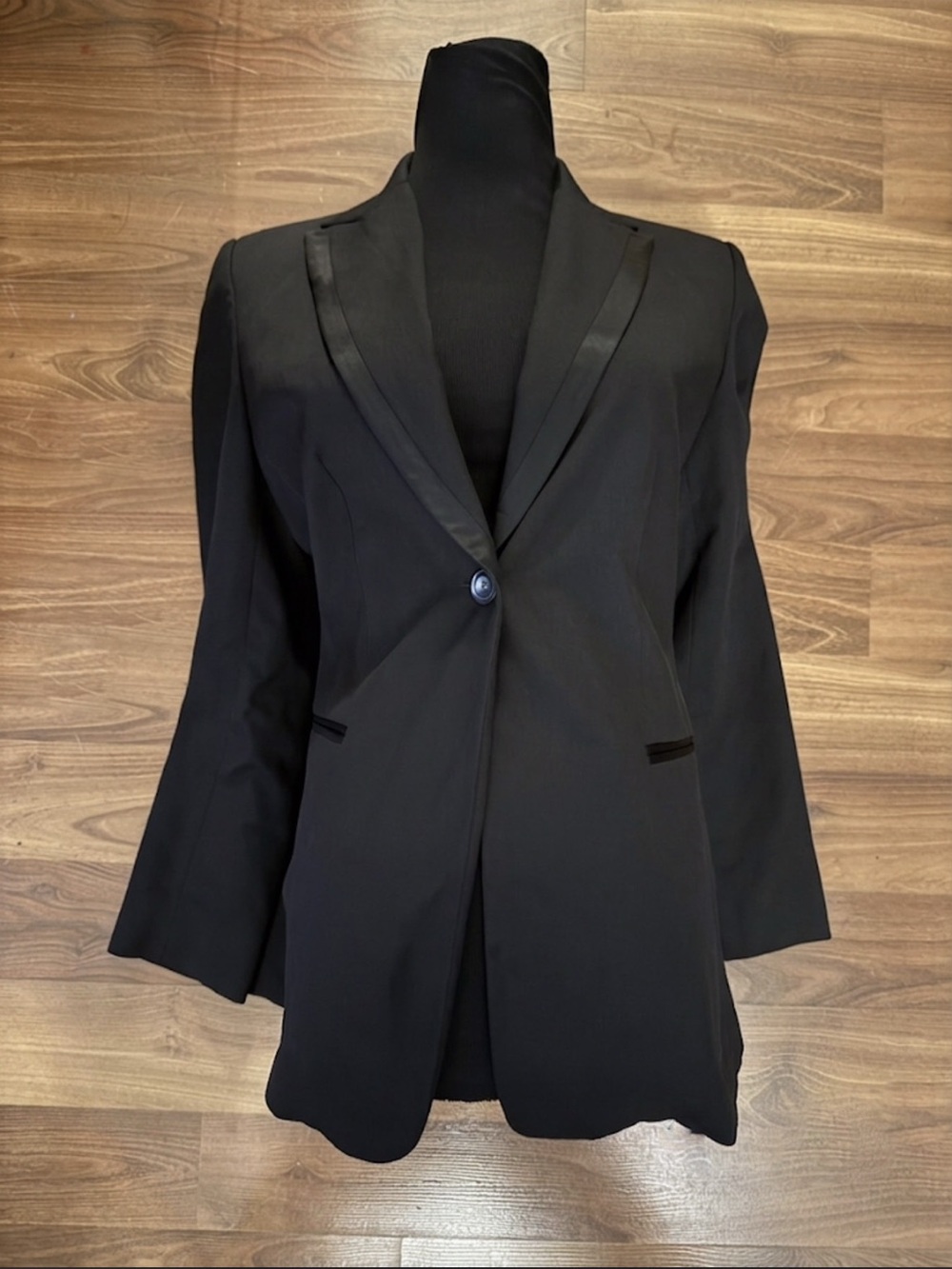 Black Vintage tuxedo styling Single-Button Women's Blazer Jacket satin trim